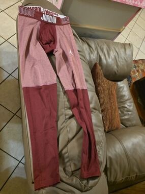 Nike Jordan 23 Alpha Basketball Tights Full Length Team Dark Maroon 
Size Small